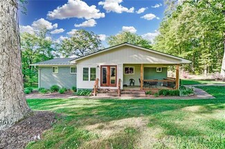 2579 S Anderson Rd, Catawba, SC 29704