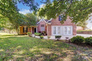 872 Thistledown Dr, Rock Hill, SC 29730
