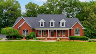 8020 Cemetery Rd, Bowling Green, KY 42103