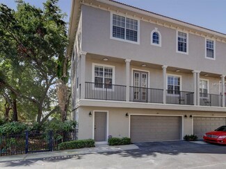 2617 Espana Ct, Tampa, FL 33609