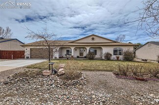 538 W Bogey Dr, Pueblo, CO 81007