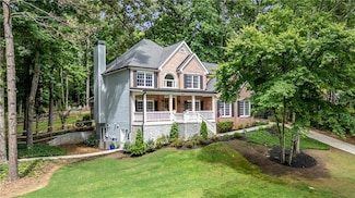 5301 Regency Lake Ct, Sugar Hill, GA 30518