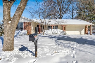 14706 Airelle Ct, Florissant, MO 63034