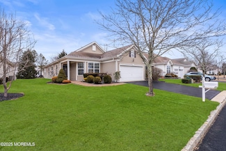119 Huntington Dr, Jackson, NJ 08527