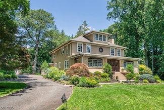 137 Boulevard, Mountain Lakes, NJ 07046