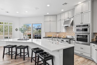 8235 E Sierra Pinta Dr, Scottsdale, AZ 85255