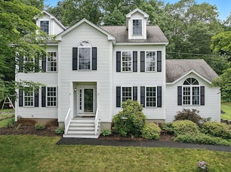 72 Lowell Rd, Windham, NH 03087