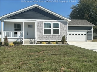 343 Hawthorne Ln, Point Pleasant, WV 25550