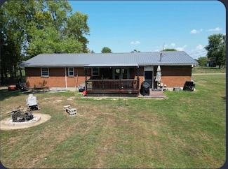 4400 E Danville Ln, Hillsboro, OH 45133