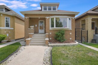 5719 S Richmond St, Chicago, IL 60629