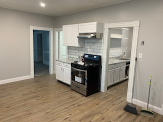24 Brooks St Unit 1, Worcester, MA 01606