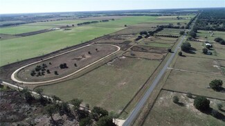 16350 SE 30th St, Morriston, FL 32668