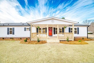139 Lee County Line Rd, Broadway, NC 27505