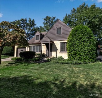 87 Lamarck Dr, Buffalo, NY 14226