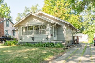 1624 46th St, Des Moines, IA 50310
