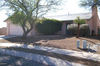 8824 E Squaw Peak Dr, Tucson, AZ 85730