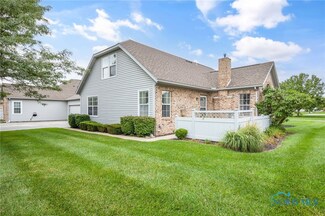 101 Stonegate Cir Unit 1245, Bowling Green, OH 43402