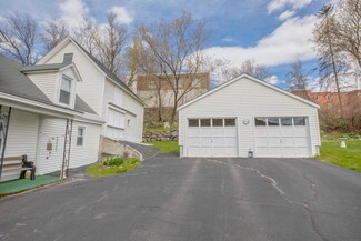 46 Saranac St, Littleton, NH 03561