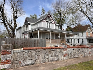210 S Webb St, Webb City, MO 64870
