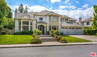 5541 Wellesley Dr, Calabasas, CA 91302
