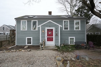 28 Crocker Dr Unit F, Hyannis, MA 02601