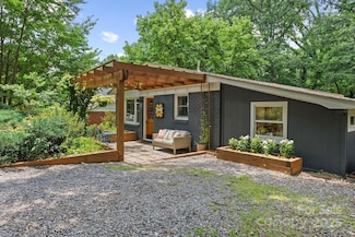 207 S Oconeechee Ave, Black Mountain, NC 28711