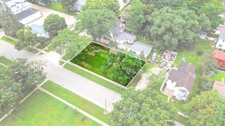 400 2nd St NW, Independence, IA 50644