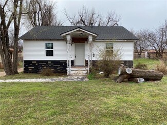 712 NE 29th St, Oklahoma City, OK 73105