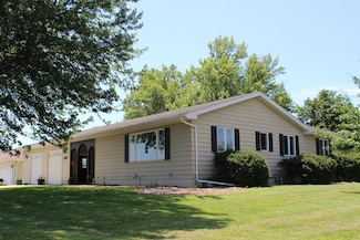 600 Venn St, Sherburn, MN 56171