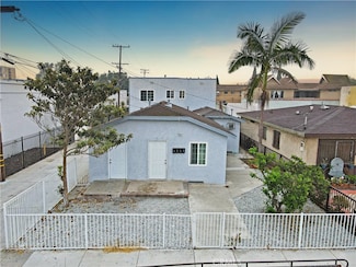 2514 Clarendon Ave, Huntington Park, CA 90255