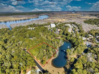 64 Pipedown Landing Dr, Pawleys Island, SC 29585