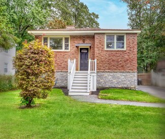 69 Heywood Ave, Melrose, MA 02176
