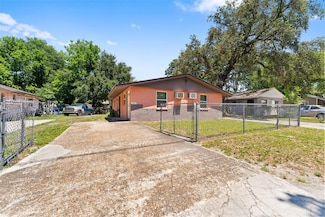 10009 N 10th St, Tampa, FL 33612