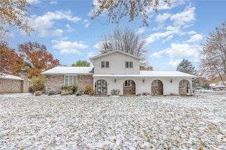 28 Venice Cir, Irondequoit, NY 14609