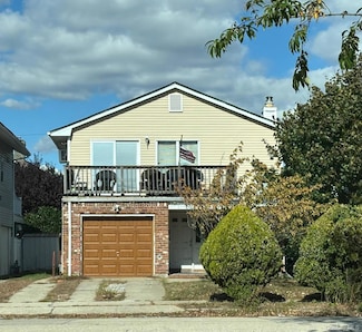 259 W Hudson St, Long Beach, NY 11561
