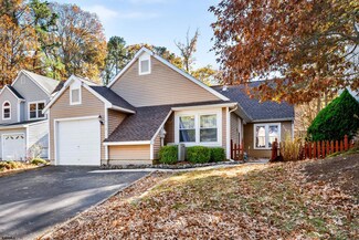 730 Whalers Cove Ct, Galloway, NJ 08205