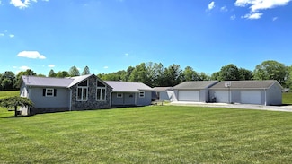 787 Tacy Sunshine Ridge Rd, Philippi, WV 26416
