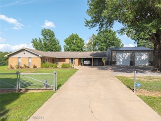 309 Neal Dr, Roland, OK 74954