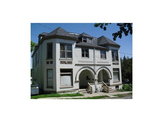 1115 Felix St, Saint Joseph, MO 64501