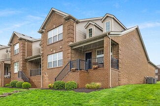 725 Newtown Springs Dr, Lexington, KY 40511