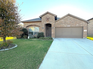 1719 Cross Creek Ln, Cleburne, TX 76033