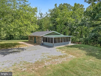 934 Clicks Ln, New Market, VA 22844