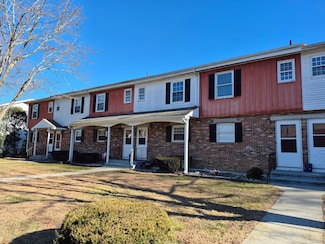 74 Athol St, Danielson, CT 06239