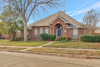 8201 Pacific St, Frisco, TX 75035