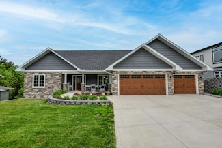 392 Campbell Hill Ct, de Forest, WI 53532