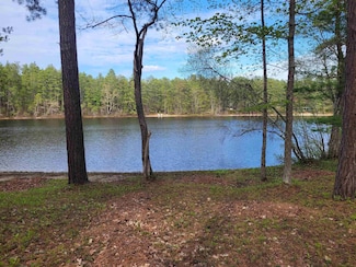 4 Cove Rd, Ossipee, NH 03814