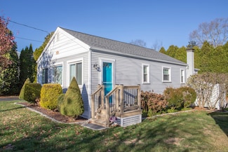 10 Dorothy Rd, Westbrook, CT 06498