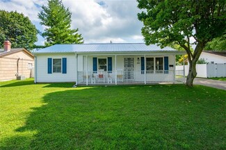 505 Parkview Dr, Whiteland, IN 46184