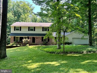 307 N Woodmont Dr, Downingtown, PA 19335