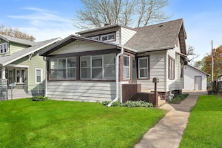 3211 Parkside Ave, Rockford, IL 61101